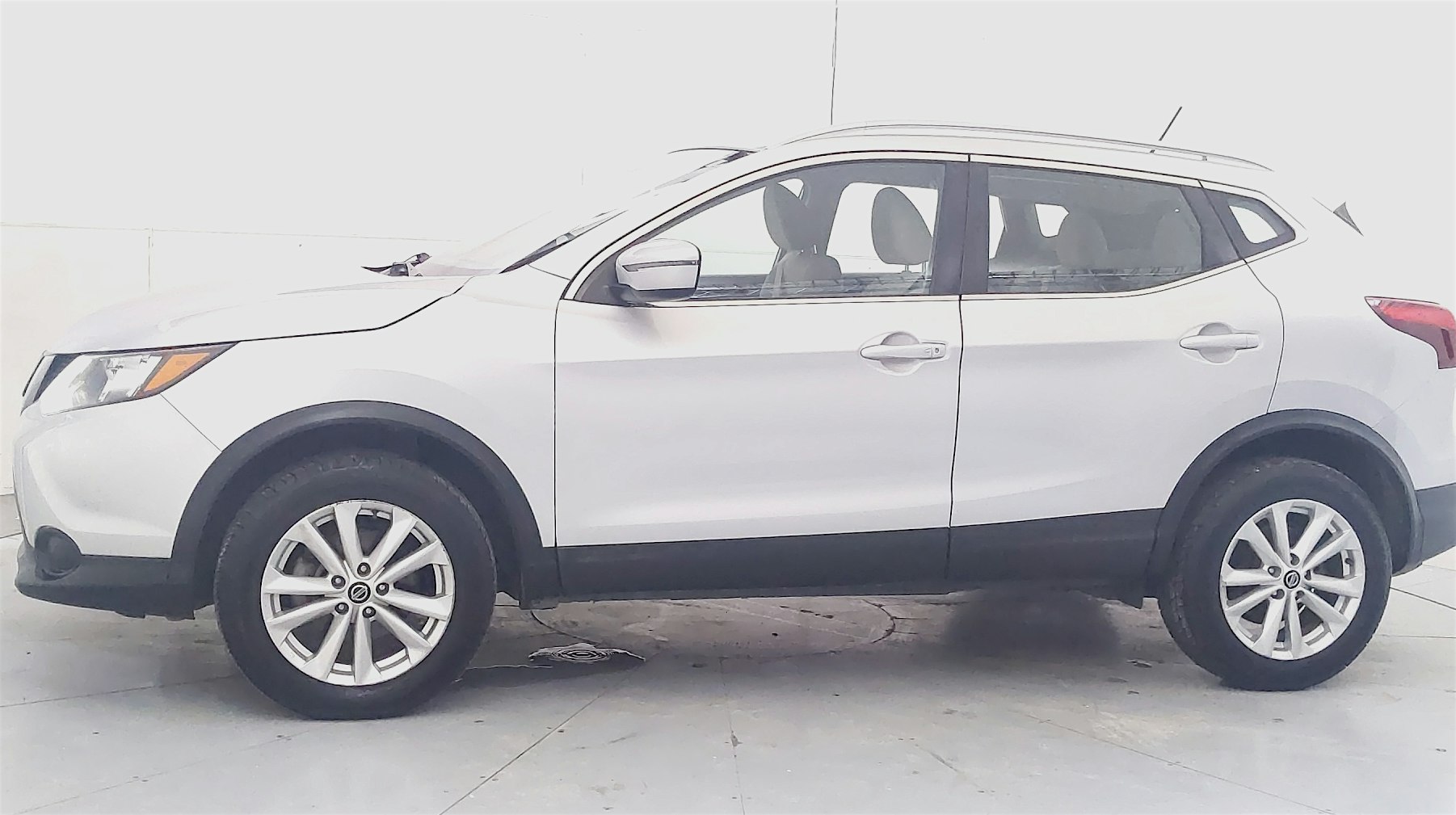 2019 Nissan Rogue Sport SV's photo