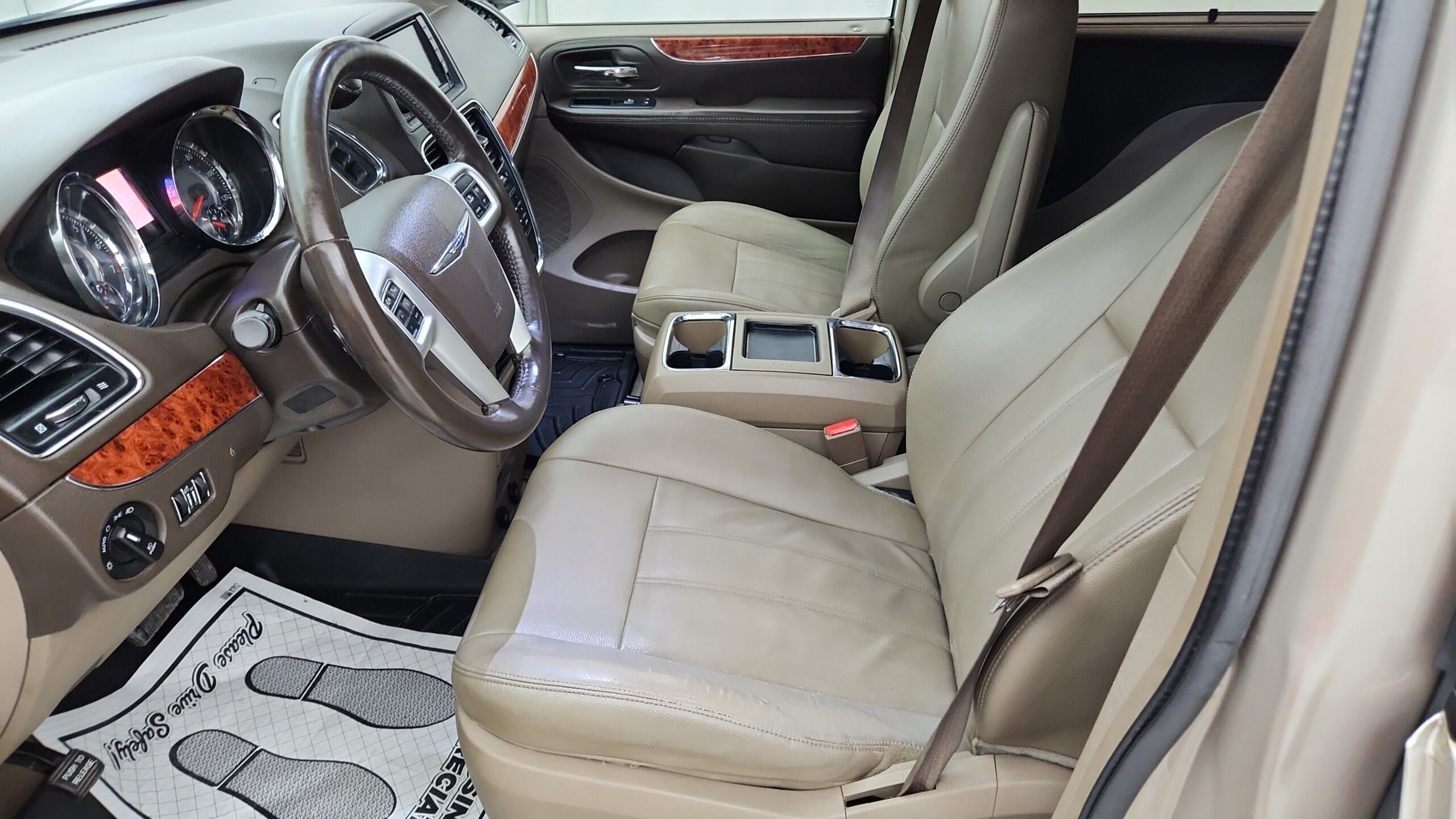 2015 Chrysler Town & Country Touring