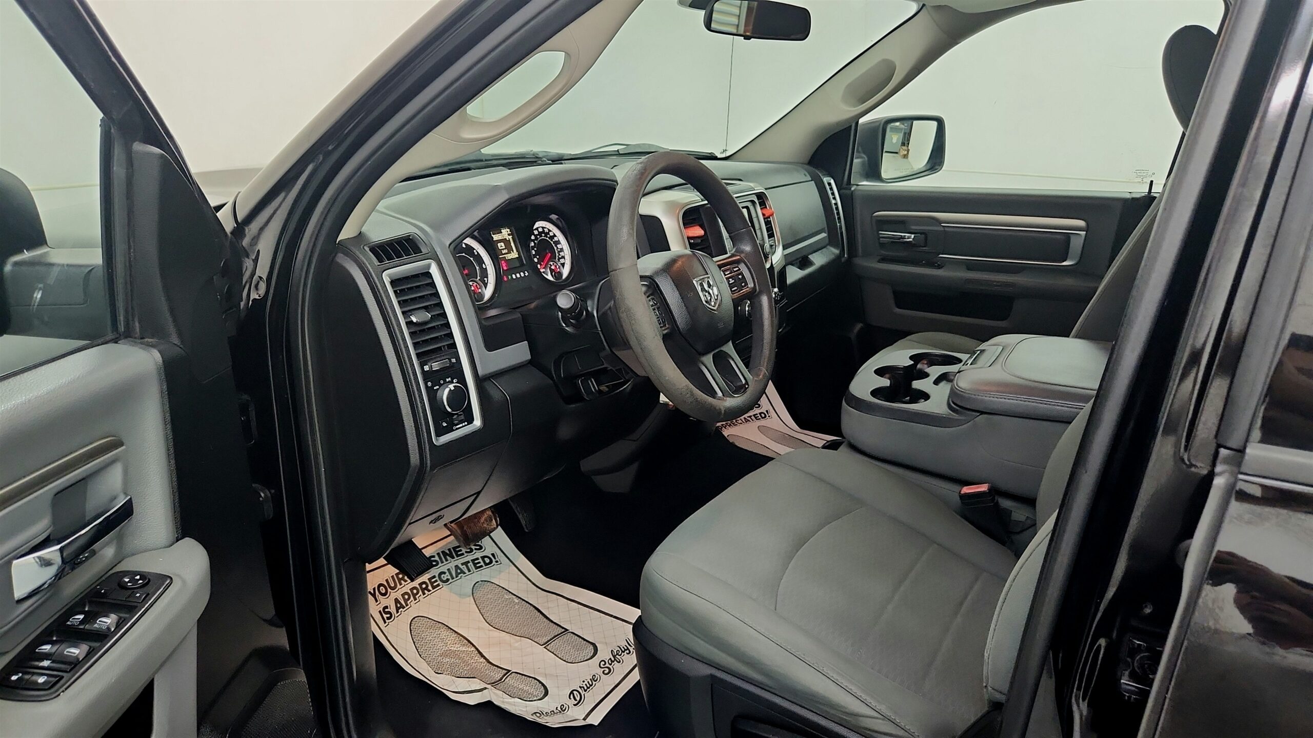 2020 RAM Ram 1500 Classic SLT's photo