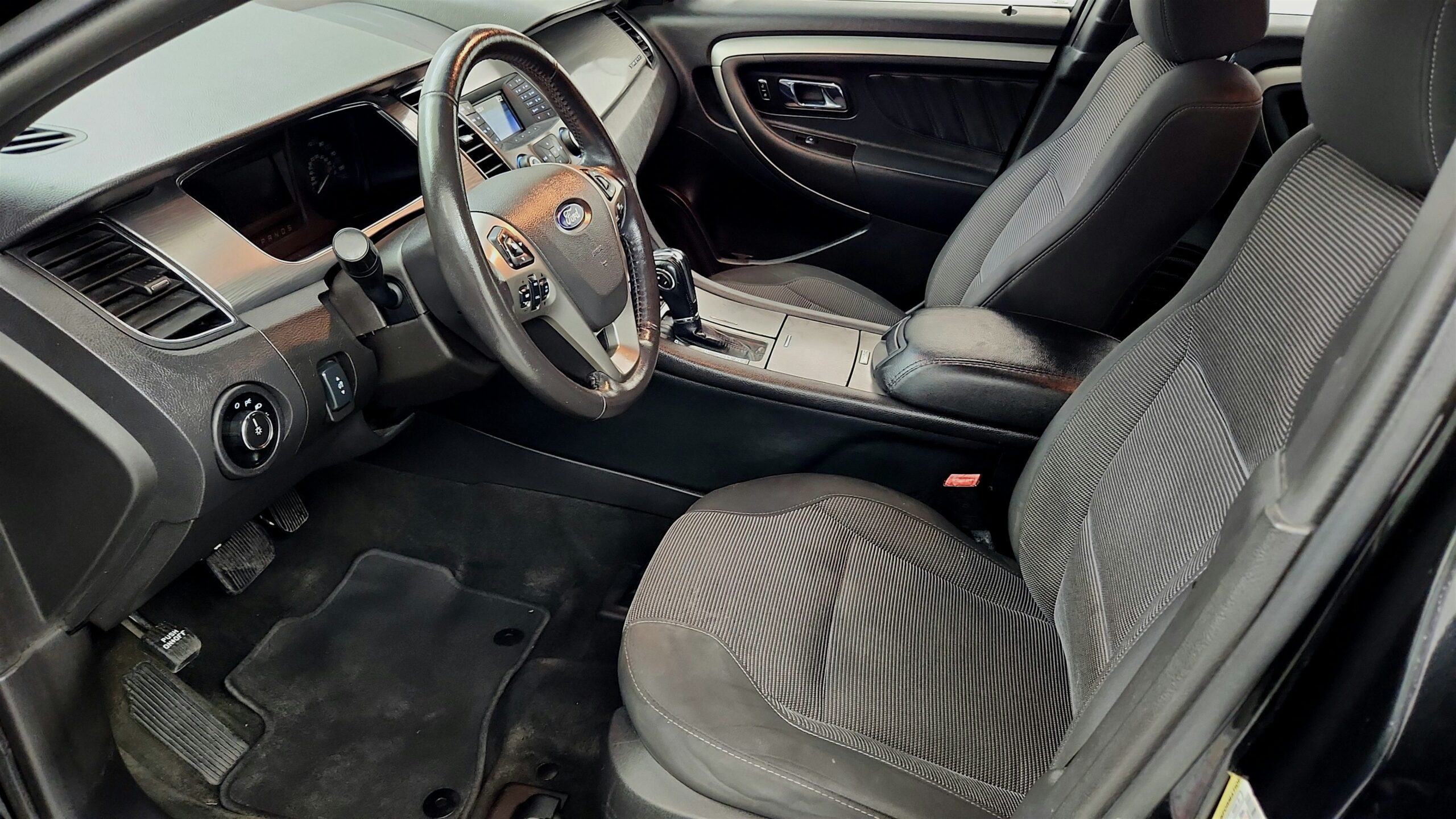 2015 Ford Taurus SEL