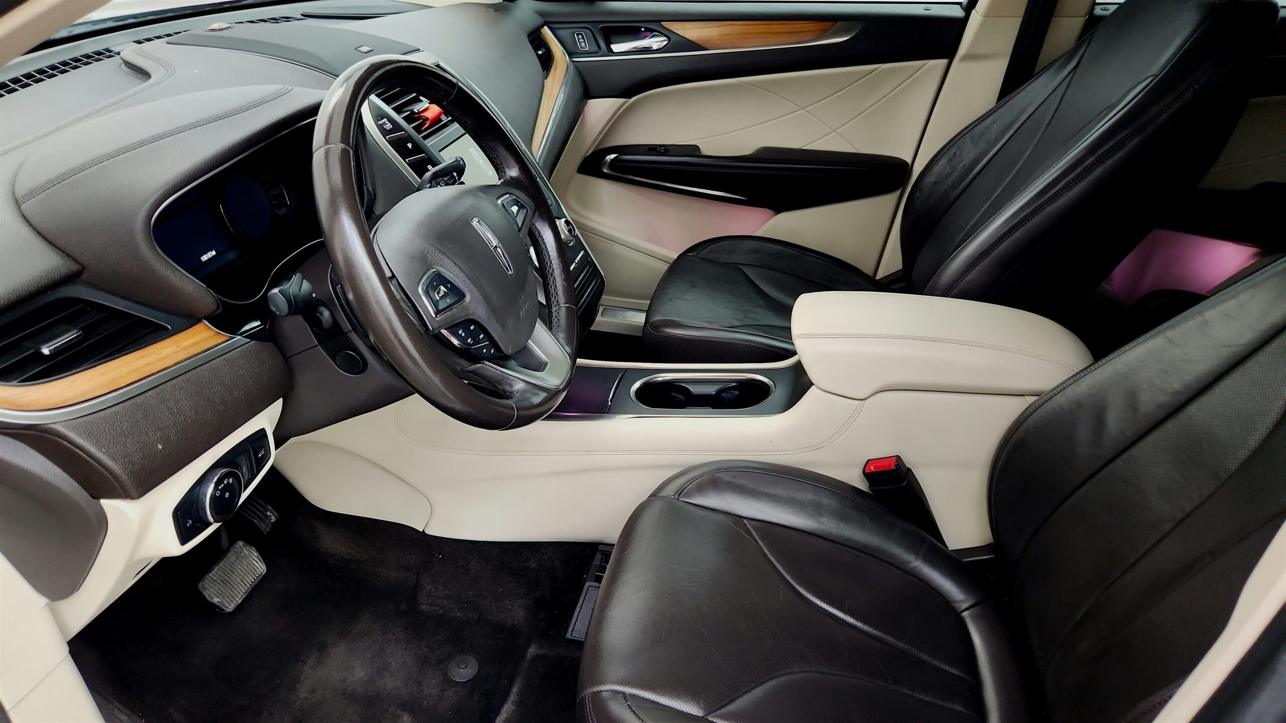 2015 Lincoln MKC Base