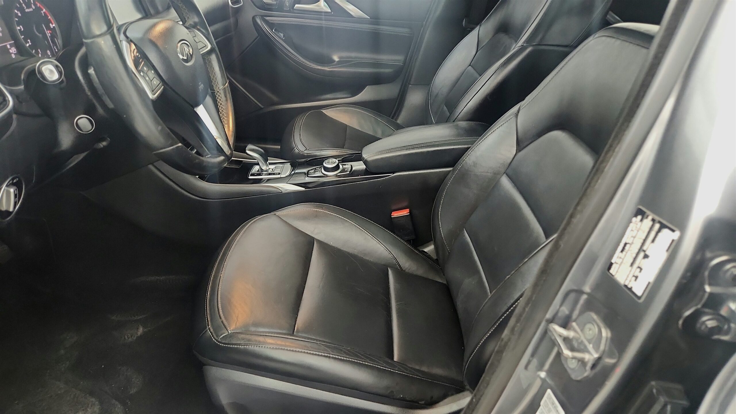 2018 INFINITI QX30