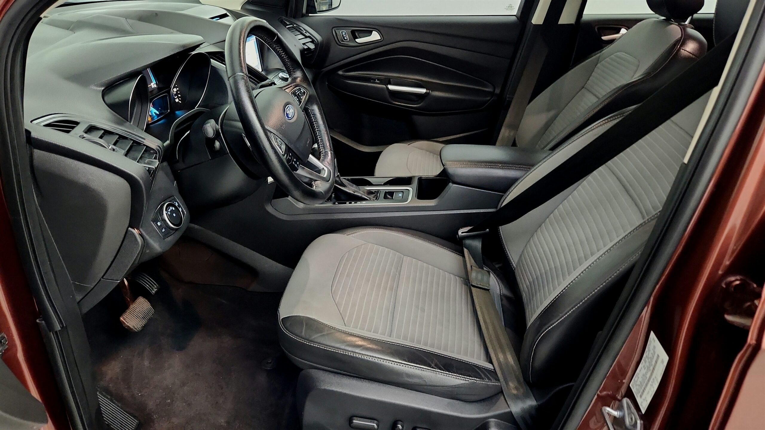 2018 Ford Escape SE's photo