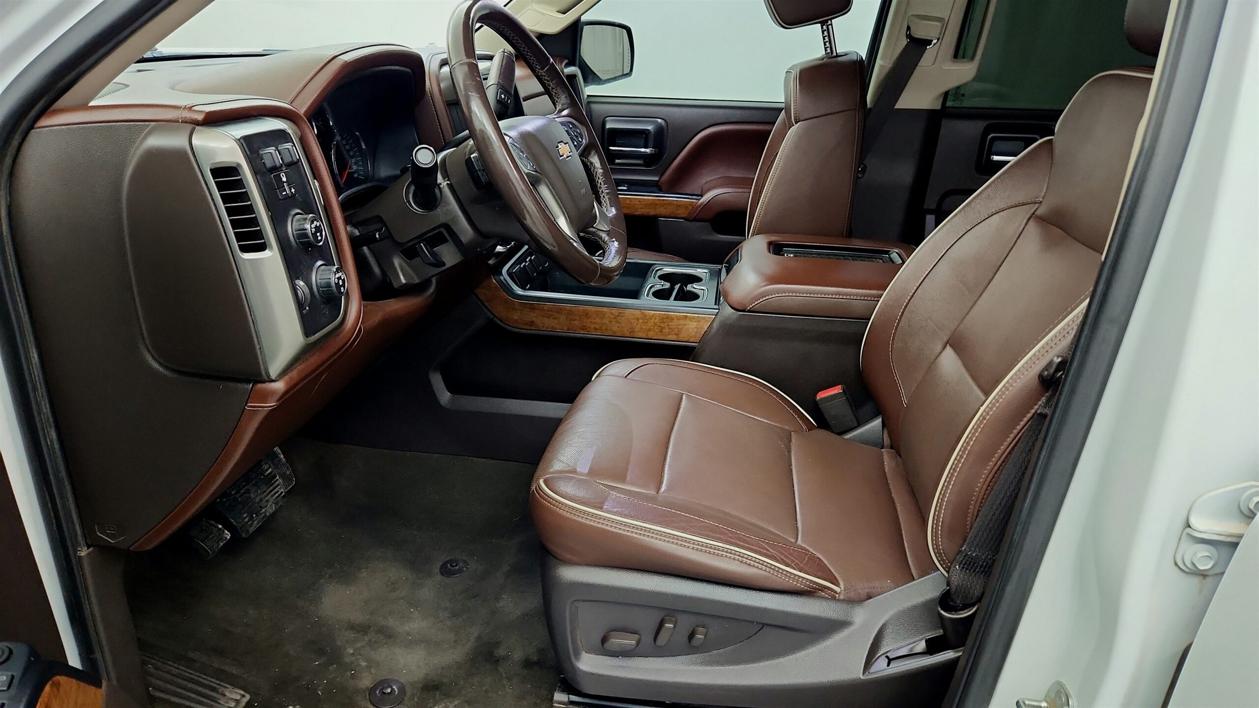 2018 Chevrolet Silverado 1500 High Country's photo