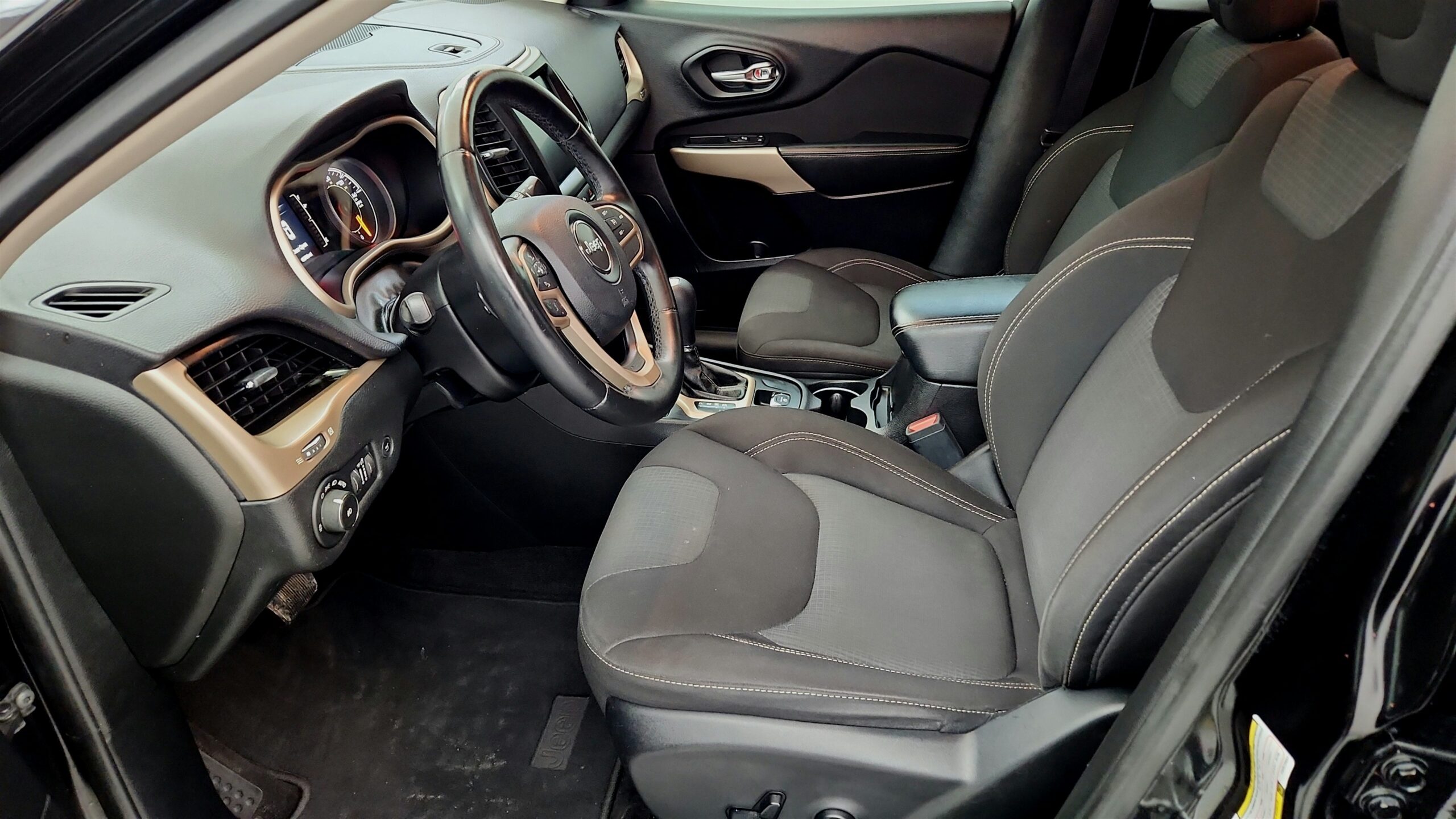 2017 Jeep Cherokee Latitude's photo