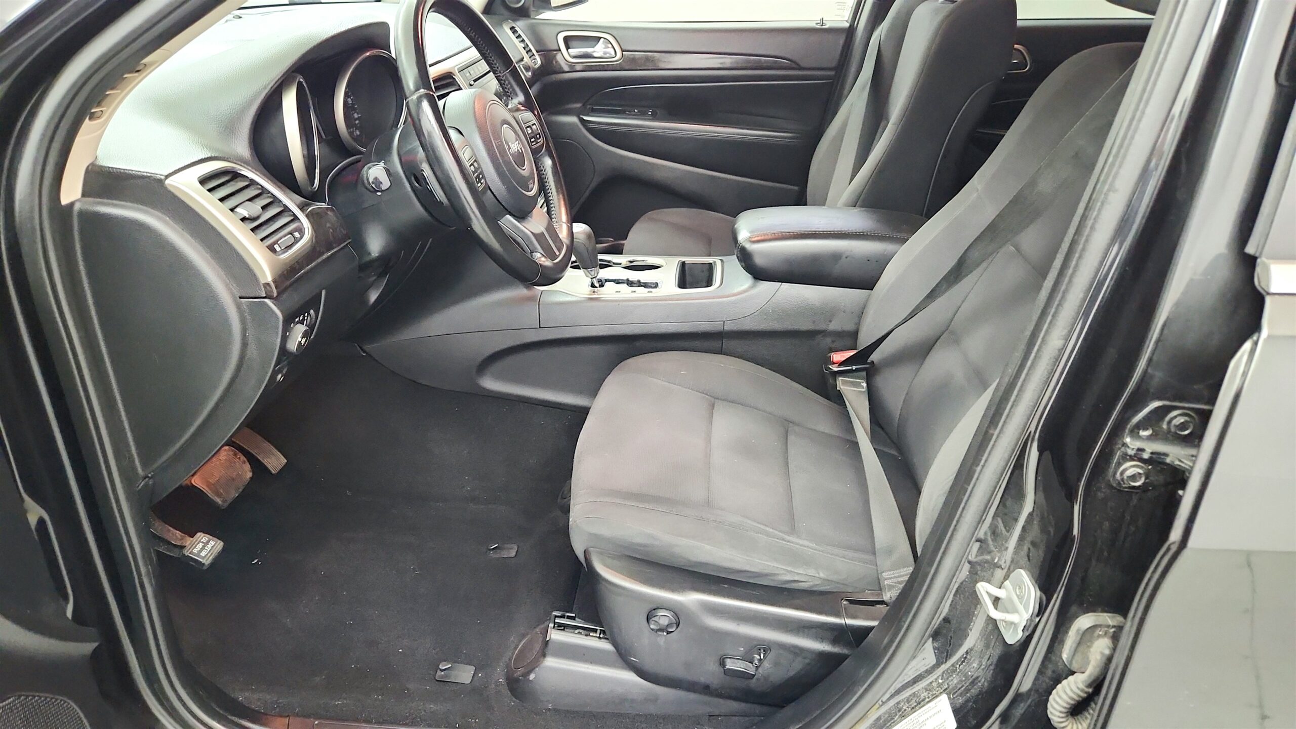 2012 Jeep Grand Cherokee Laredo's photo