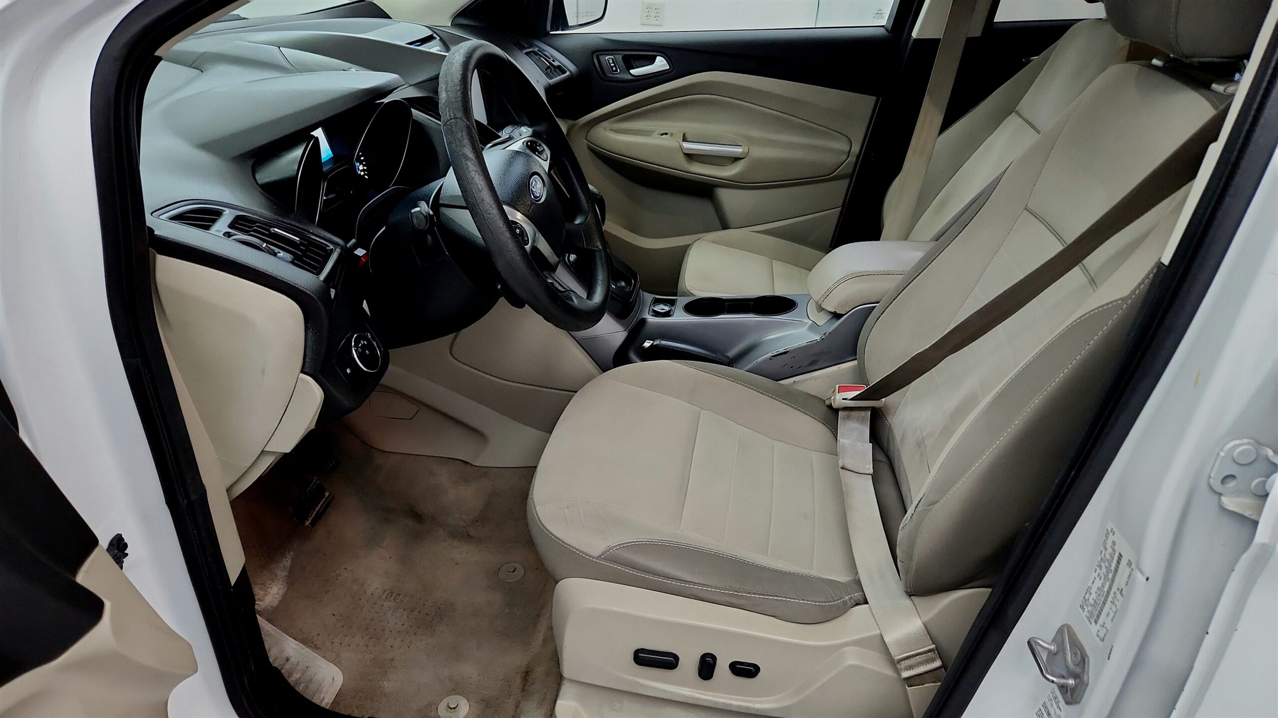 2014 Ford Escape SE's photo