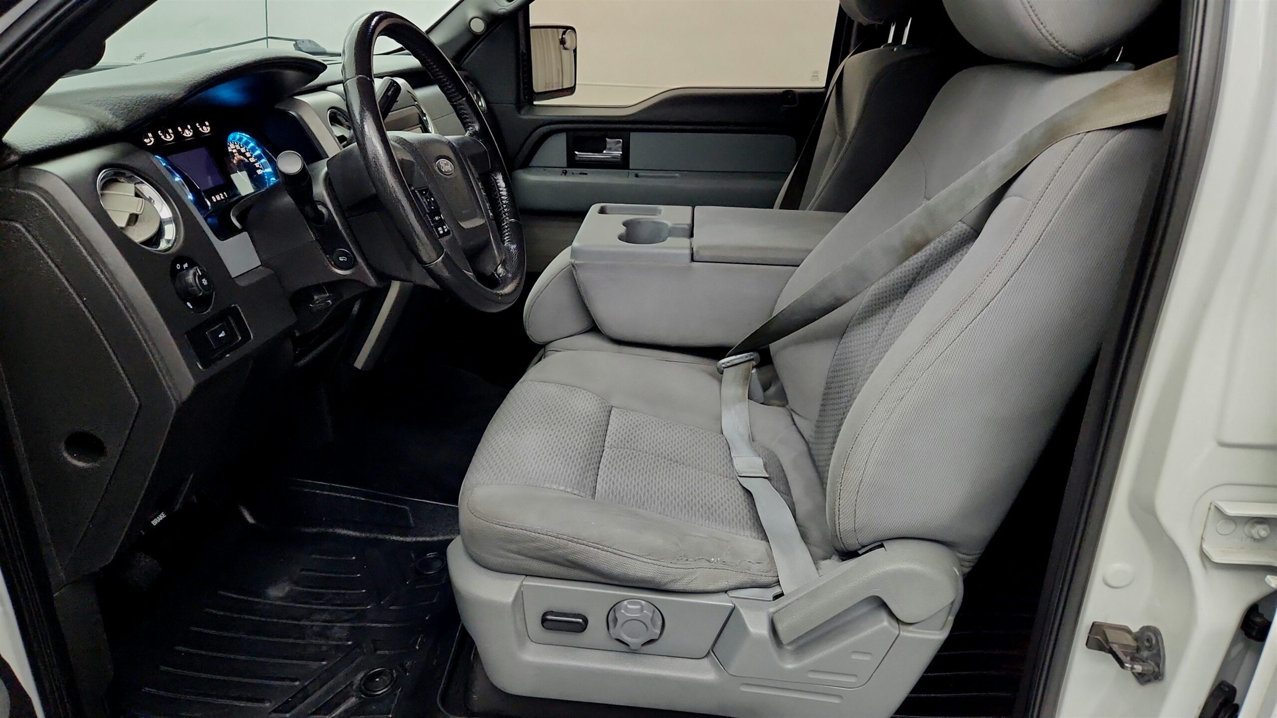 2013 Ford F-150 XLT's photo