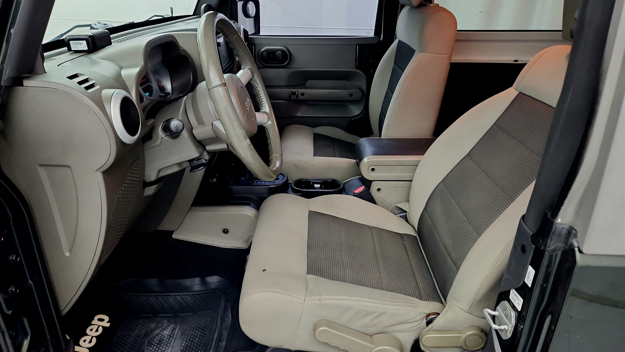 2010 Jeep Wrangler Sahara's photo