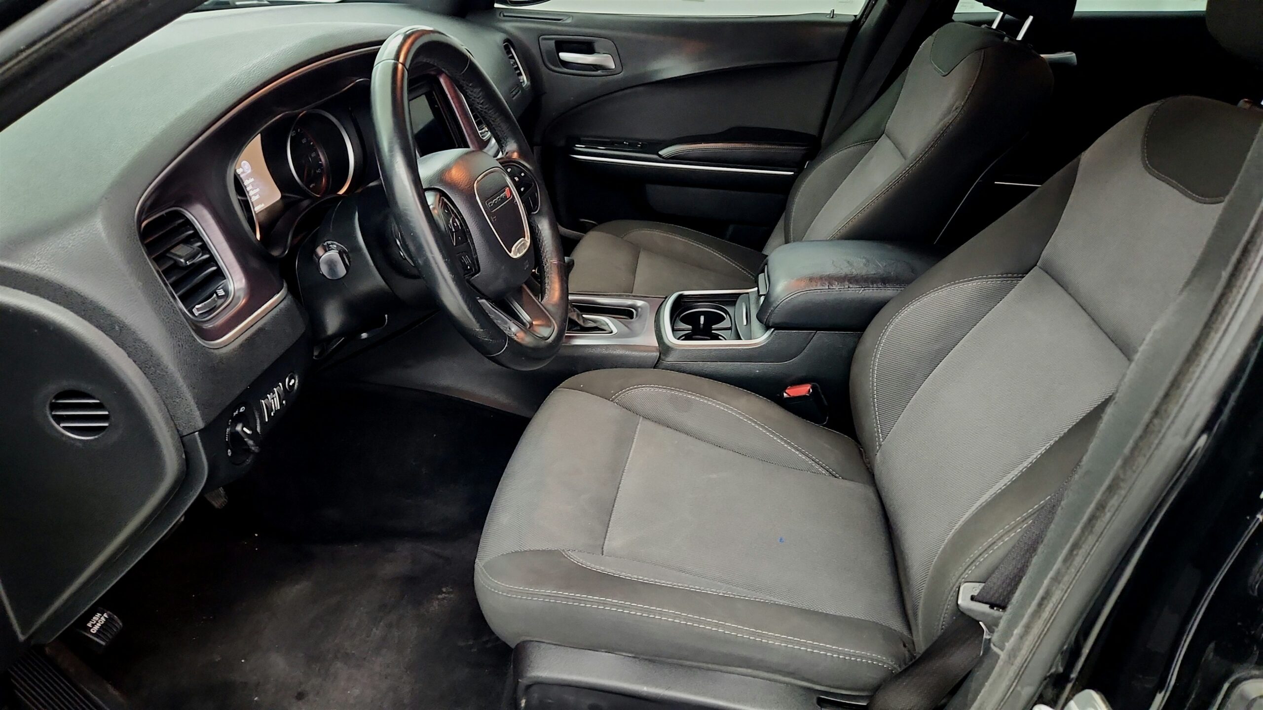 2018 Dodge Charger SXT's photo