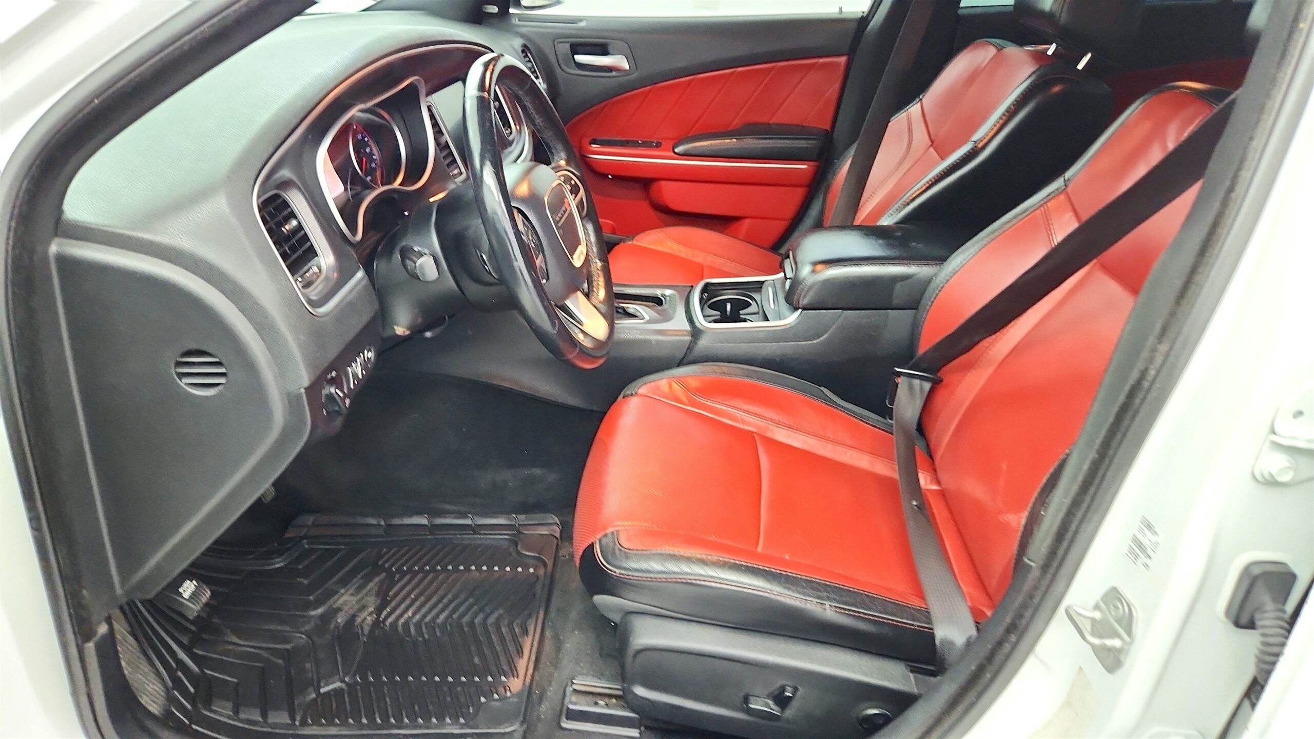 2015 Dodge Charger SXT