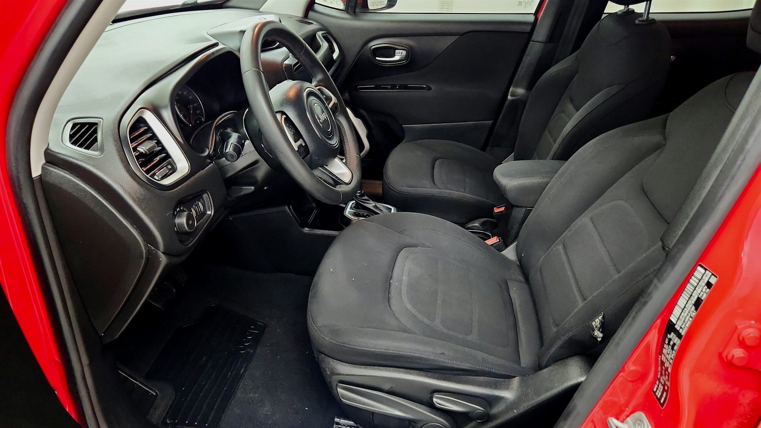 2018 Jeep Renegade Latitude's photo