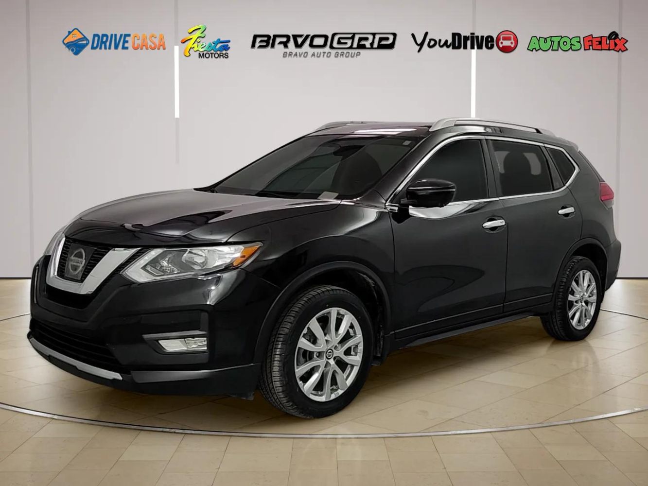 2017 Nissan Rogue SV FWD's photo