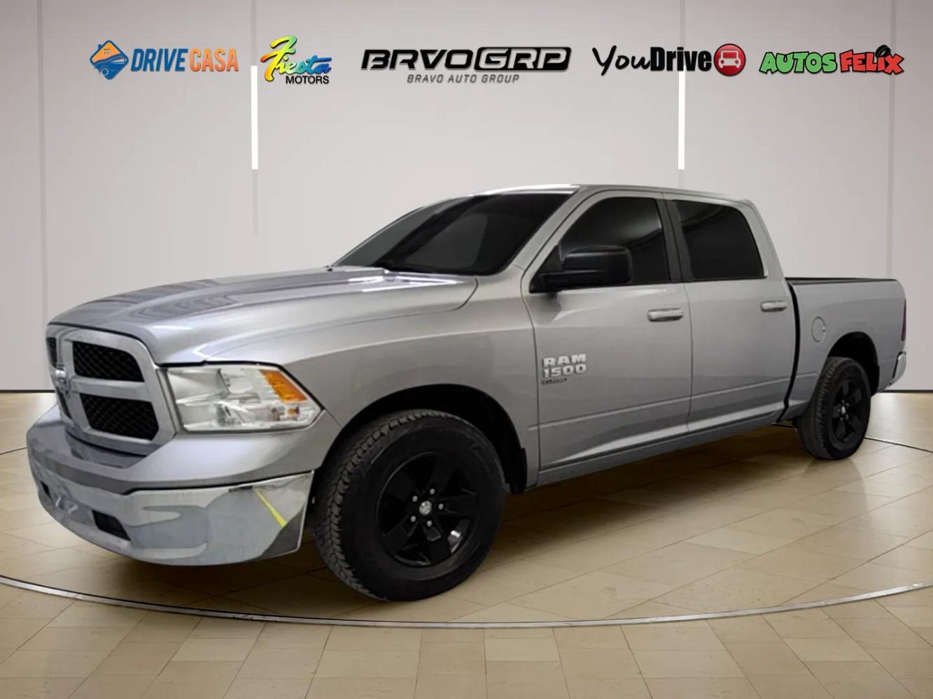 2021 RAM 1500 Classic SLT Crew Cab 5'7's photo