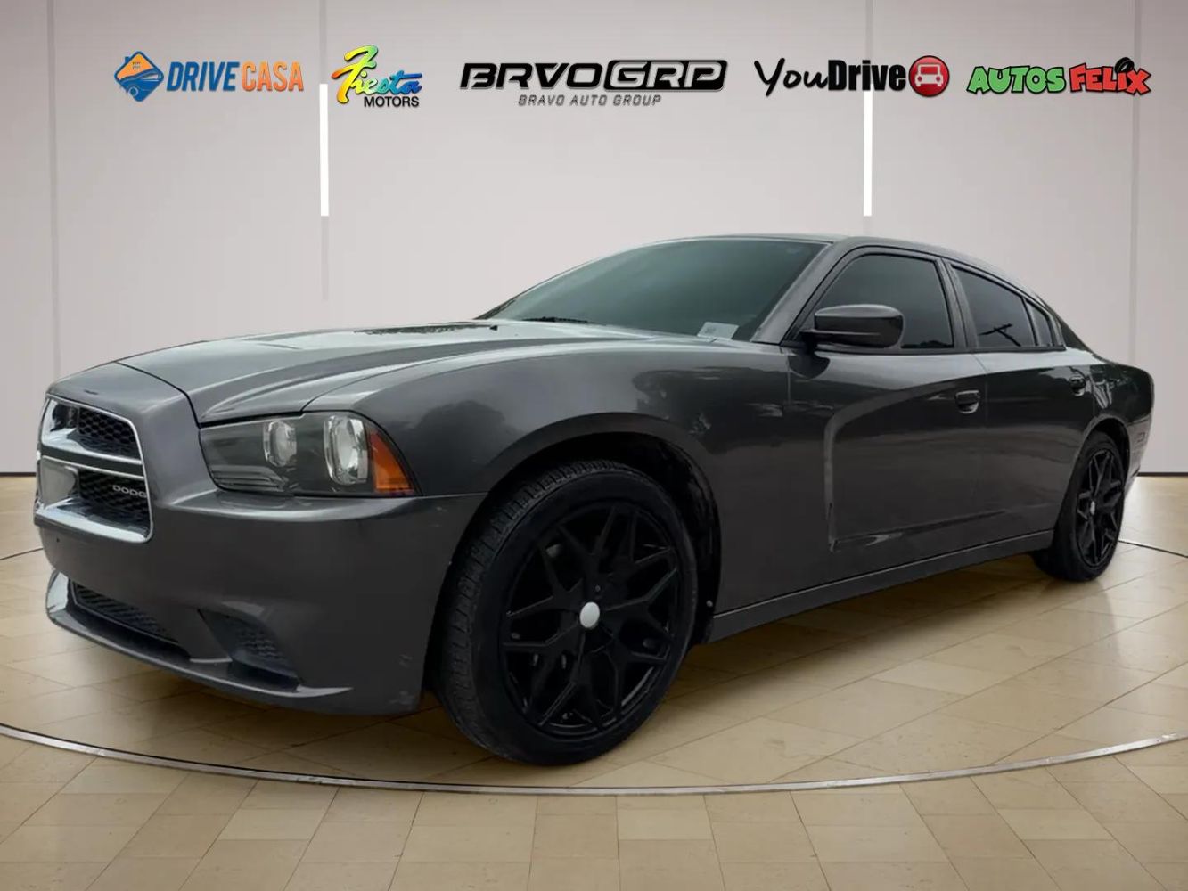 2014 Dodge Charger SE's photo