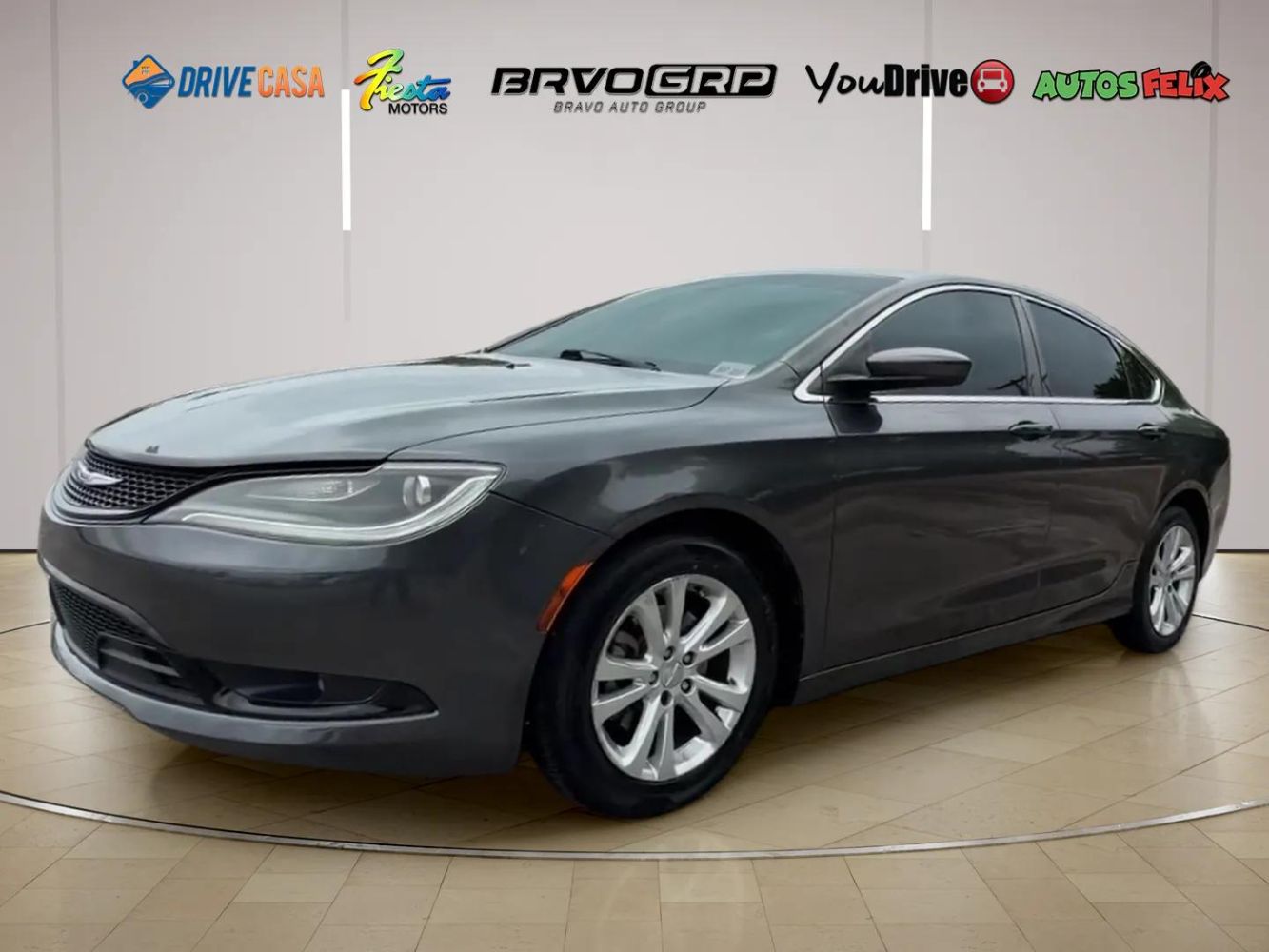 2016 Chrysler 200 Limited's photo