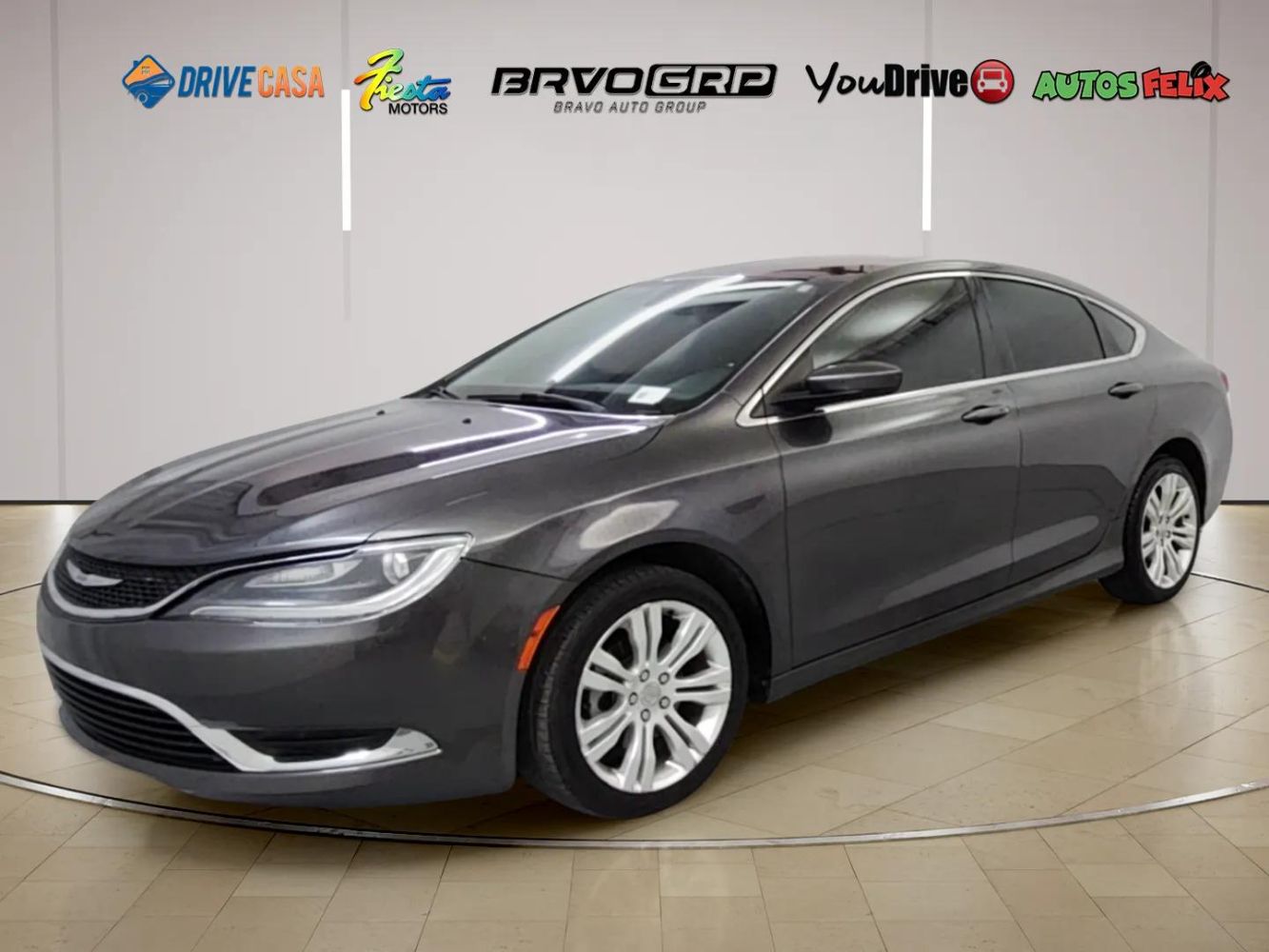 2015 Chrysler 200 Limited's photo