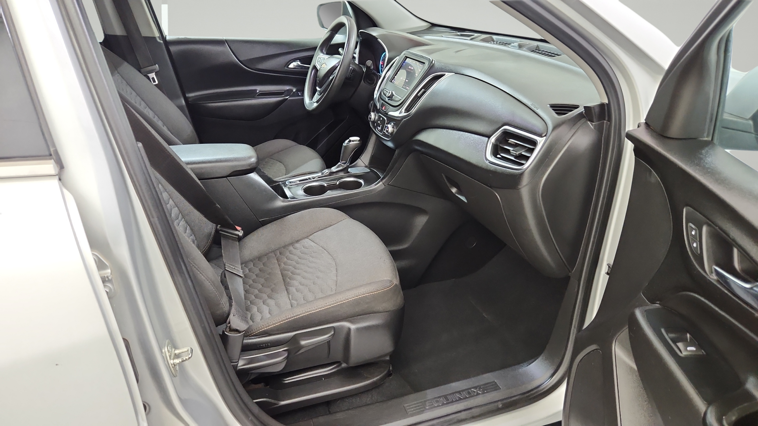 2020 Chevrolet Equinox LT - Photo 15