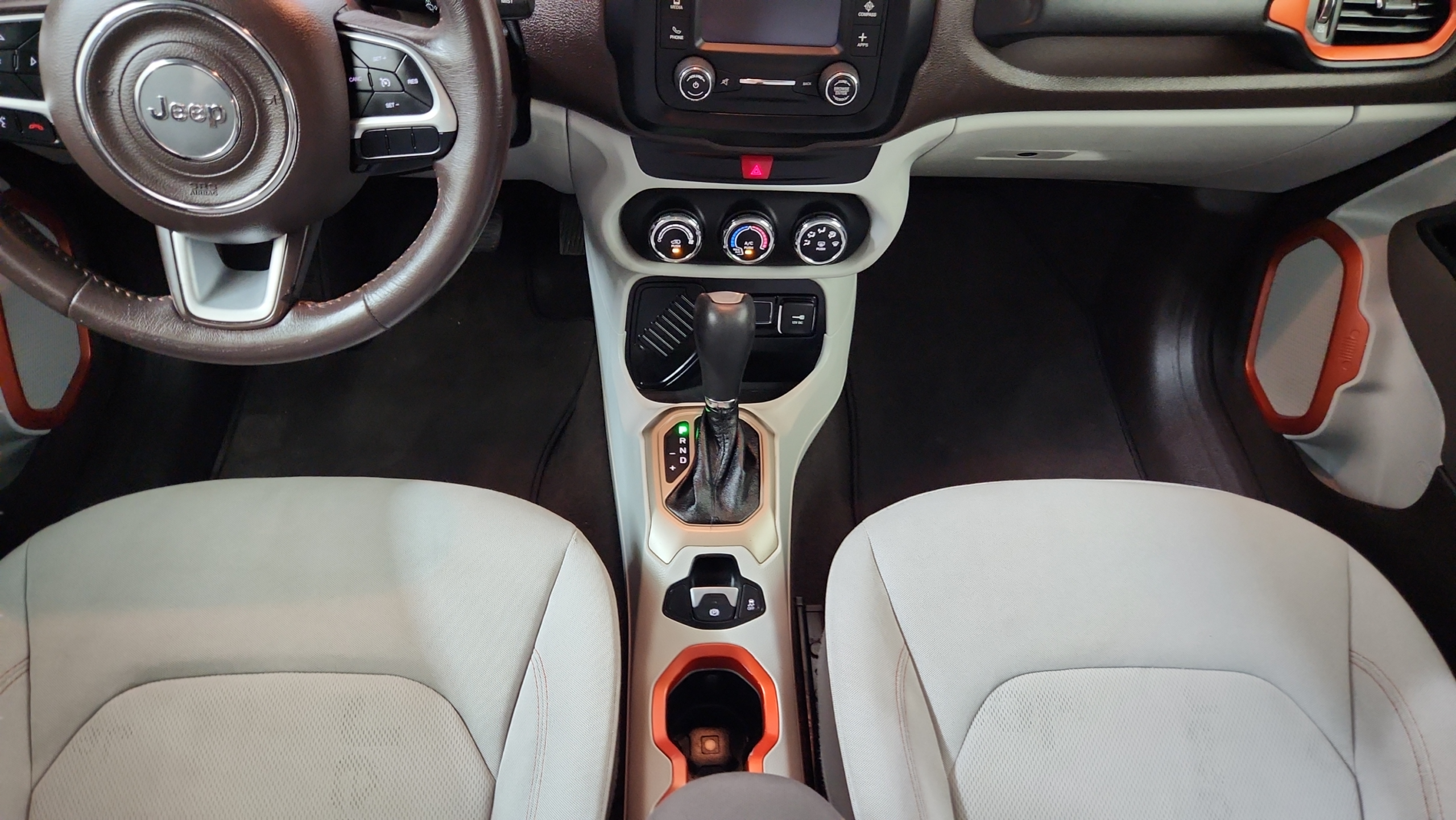 2016 Jeep Renegade Latitude - Photo 11