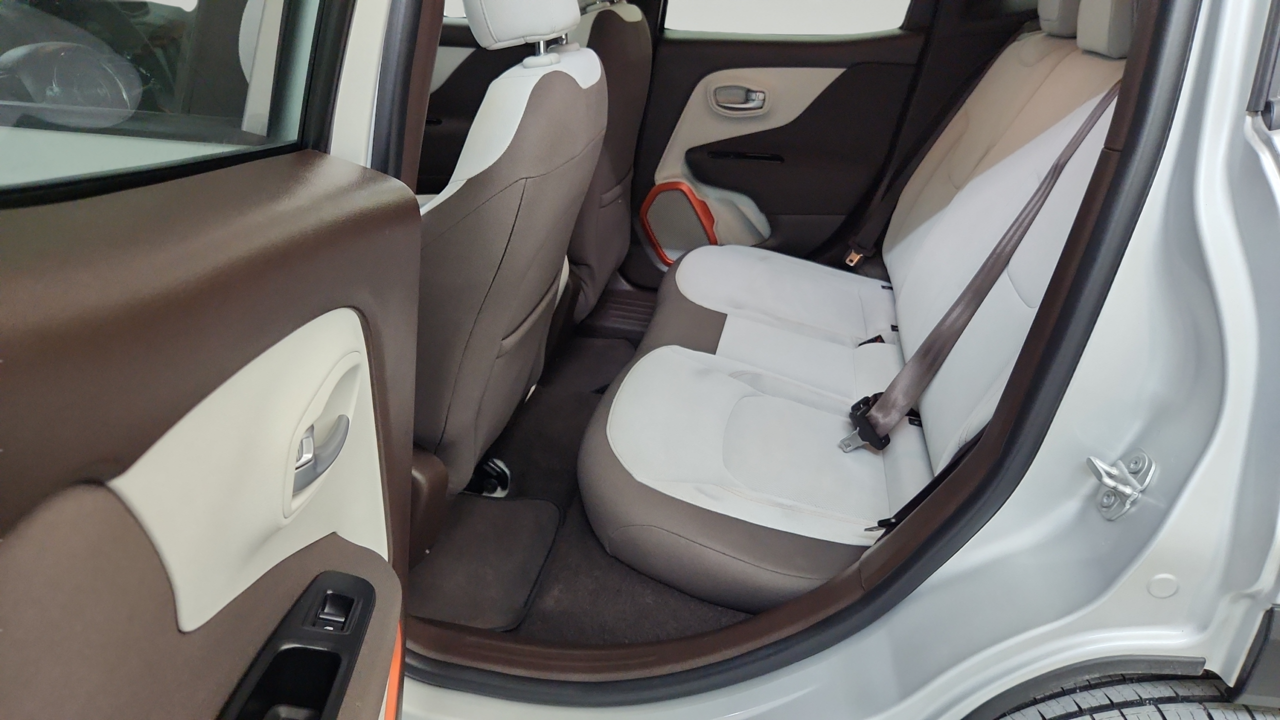2016 Jeep Renegade Latitude - Photo 14